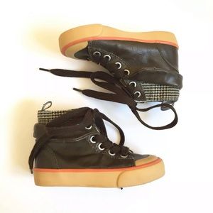 Toddler Boys Size 7 Hightop Sneaker Brown Old Navy